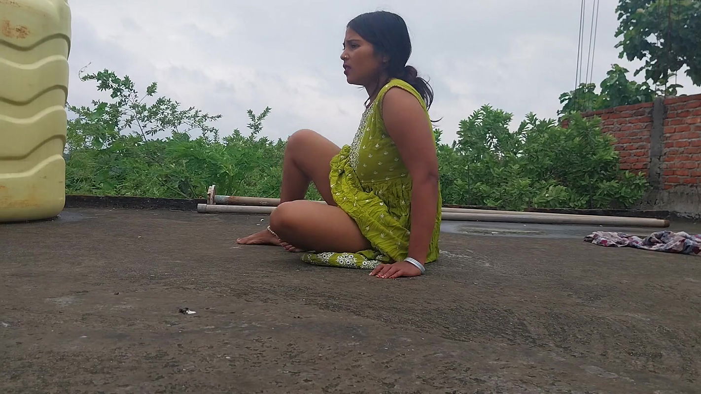 Desi Village Young Desi Girl Outside Sex – Girlfriend Coming Near Me Roof Floor Fucking Hot Story – Desi