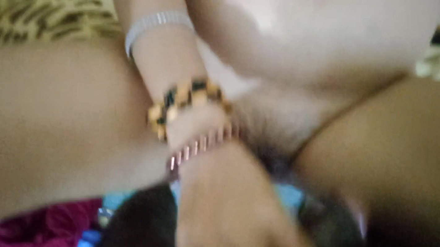 Aunty and uncle fuck ,her sexy figure, hot boobs,nippal, pussy,clit