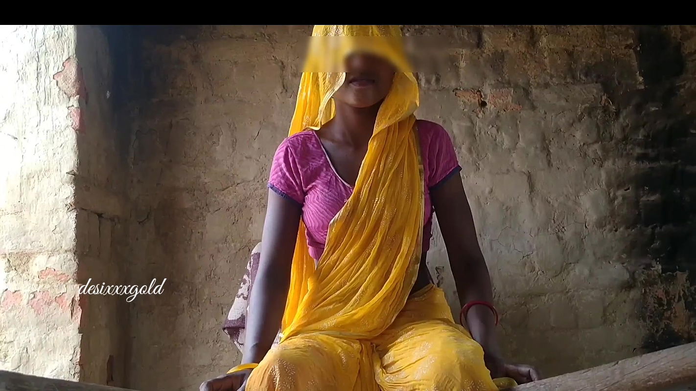 bhabhi ki devar ne jamkar chudai kari bhaiya ke jaane ke bad devar bhabhi and indian desi bhabhi Indian Porn Video desi sexy wif