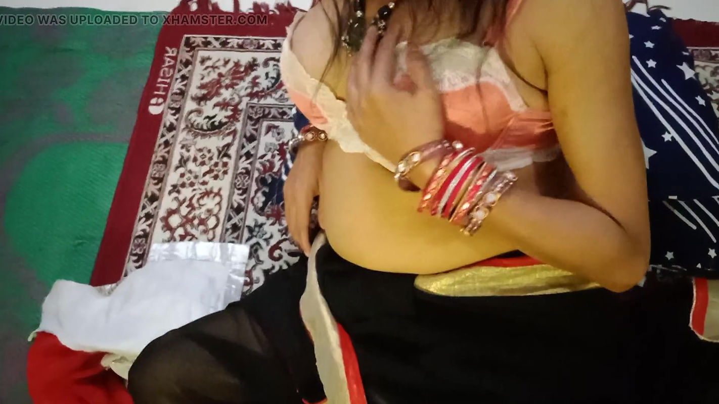 Deshi bhabhi drink alcohol and enjoy sex and fore play her sexual orientation