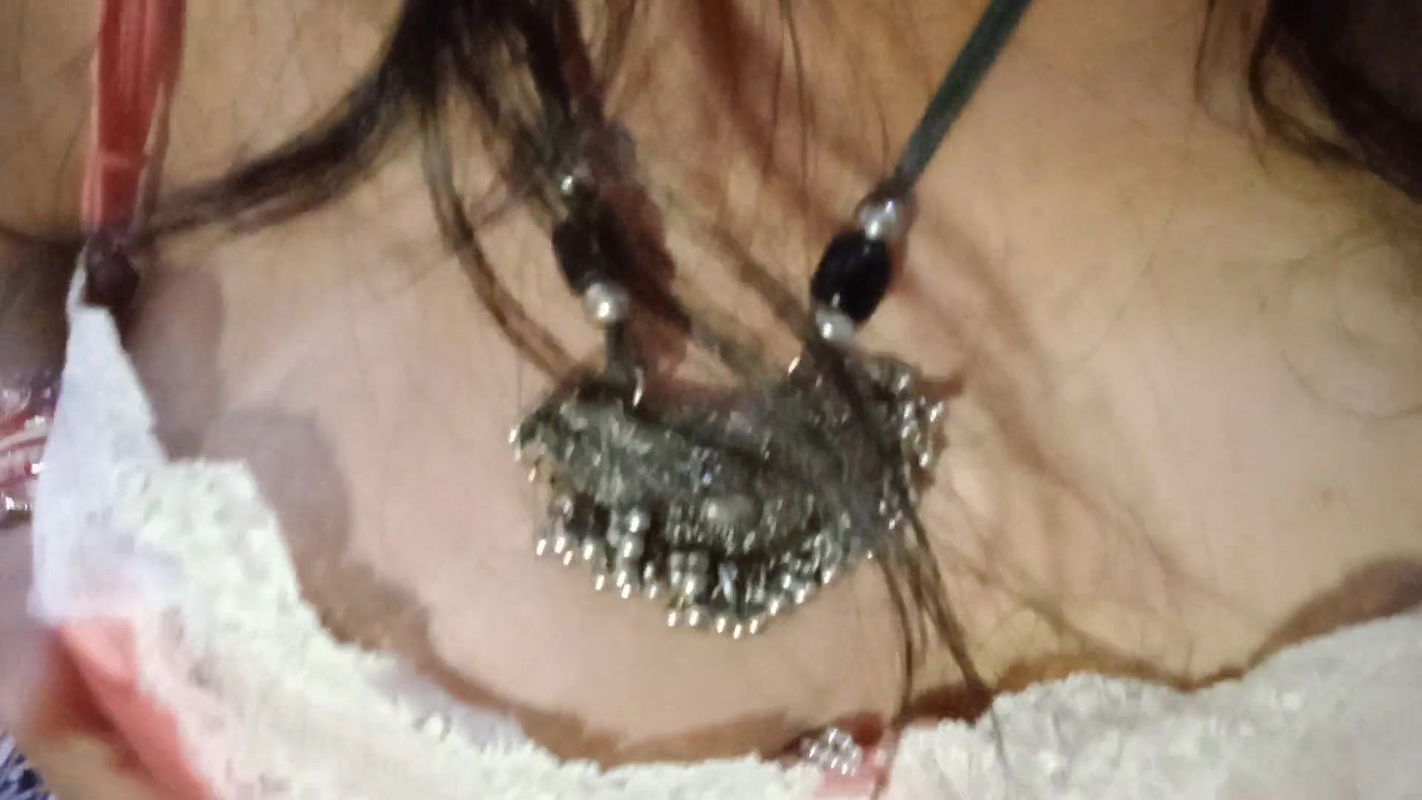 Deshi bhabhi drink alcohol and enjoy sex and fore play her sexual orientation