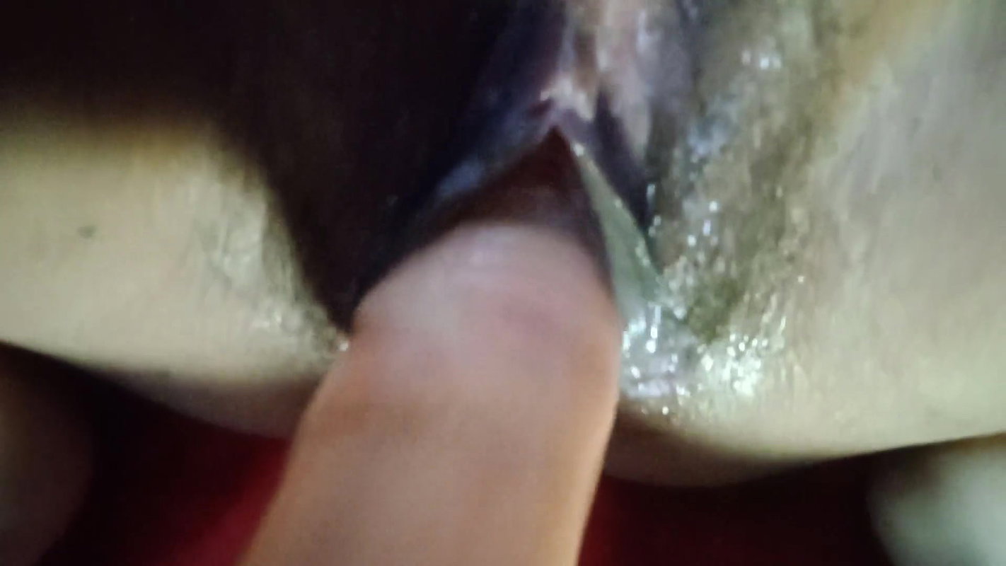 Deshi girl fore play her pussy wth sex toy,hot pussy,boobs ,nippal,lic pussy