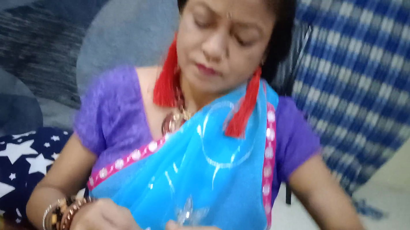 Desi bhabhi drink alcohol and smoke cigarette, and enjoy sex,hot pussy, boobs,nippal, clit