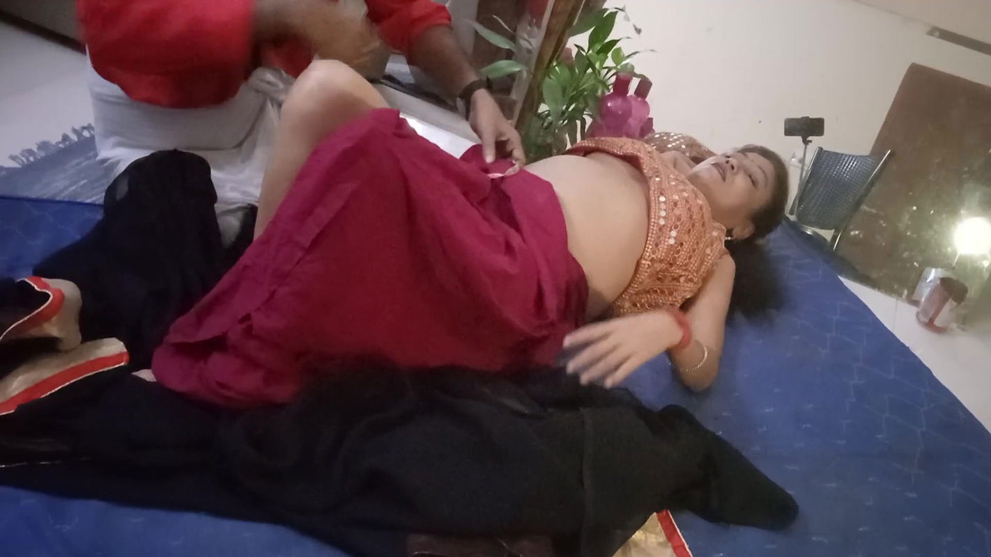 Fuck her sister in law hard core sex tiny pussy ,hot boobs,nippal,hard cock,dic