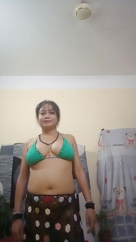 Uncle and aunty enjoy sex for play,in deshi style lip kiss,toung shocking hot sex,boobs,nippal