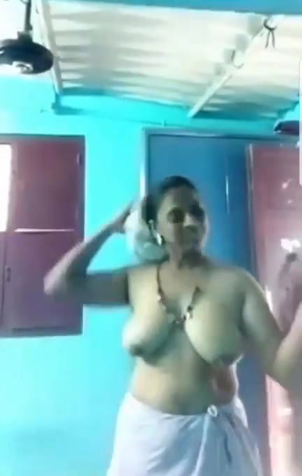 Desi horny maami Showing
