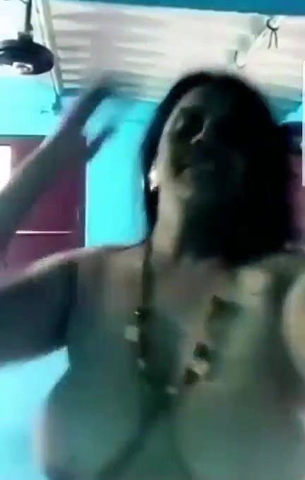 Desi horny maami Showing