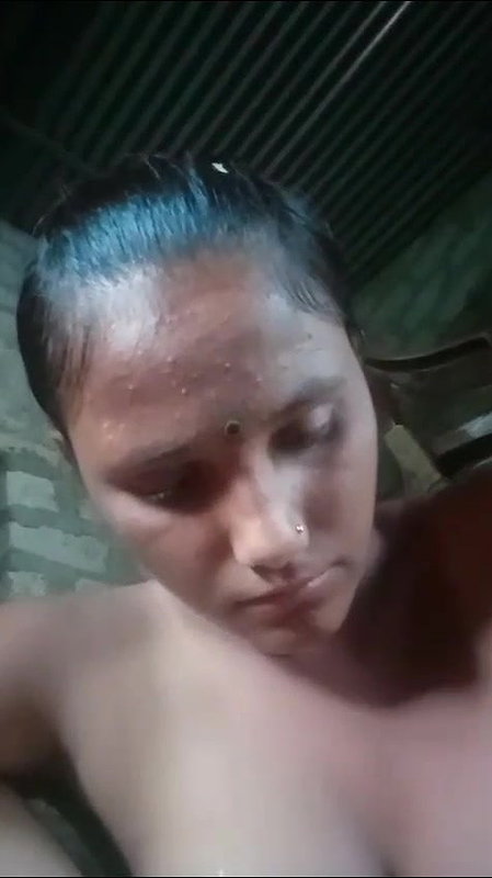 Desi Village bhabhi masturbating with steel vegetable spoon
