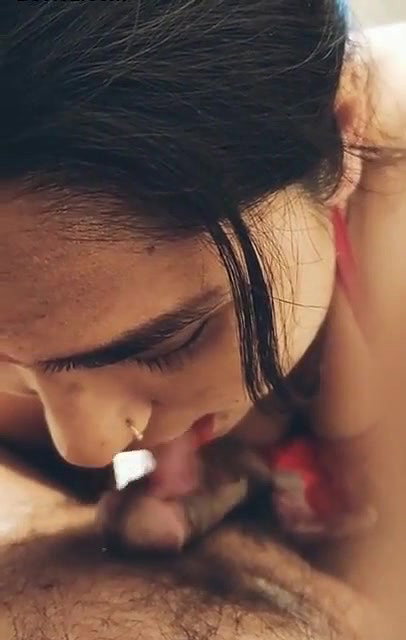 DEsi Horny mood Bhabhi nicely liking hubys dik