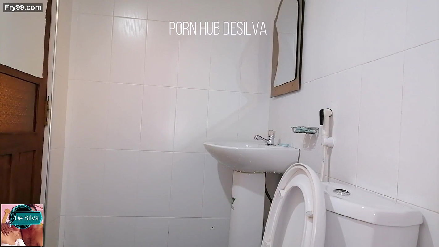 Fucking my Secretary in the Office Bathroom