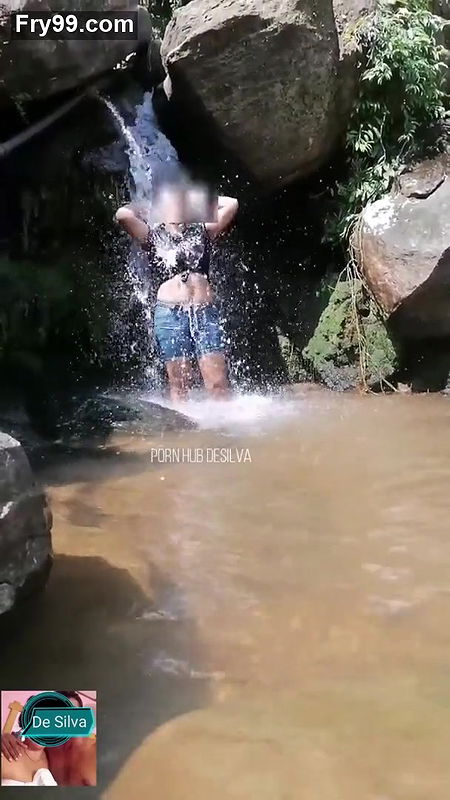 Public Outdoor Shower and Big natural boobs showing