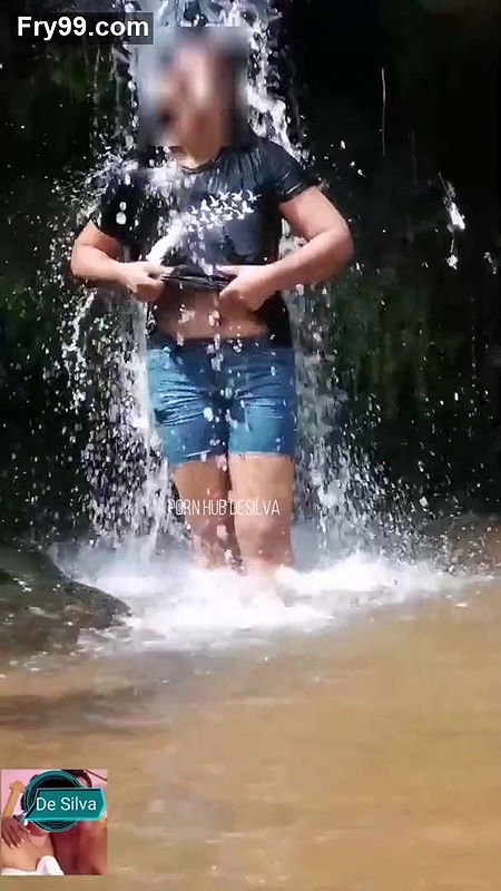 Public Outdoor Shower and Big natural boobs showing