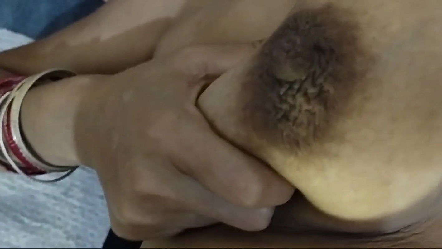 Hot aunty play her pussy with sec toy creampie pussy,boobs,nippal