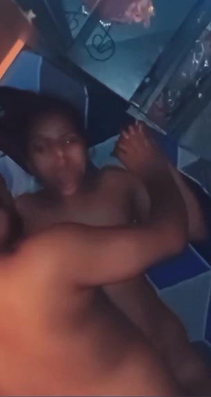 Desi couple caught fucking in oyo from upper angle