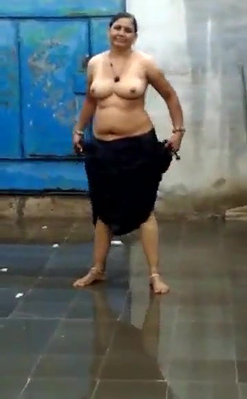 Desi Bhabhi shows to devr niceee