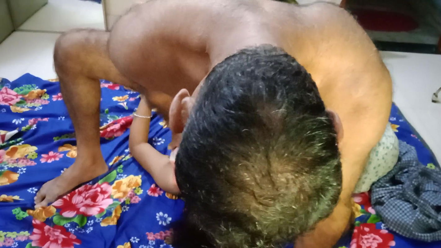 Sasur and indian bhau fucking,sucking hard core sex ,hot pussy noobs,clit