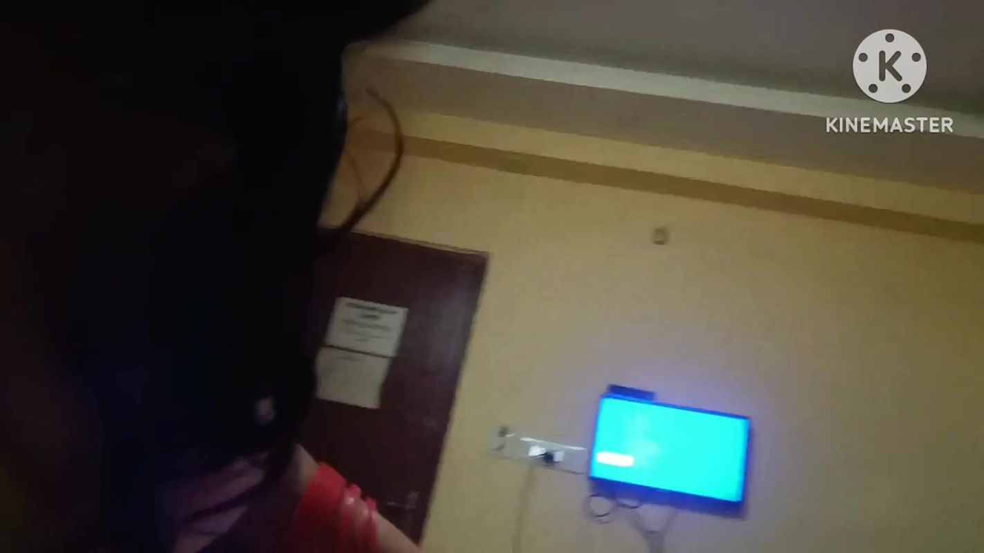 StepMOMMY’S BOY – Pervert Caring MILF Reagan Foxx Takes EXTRA Care Of Her Injured Stepson