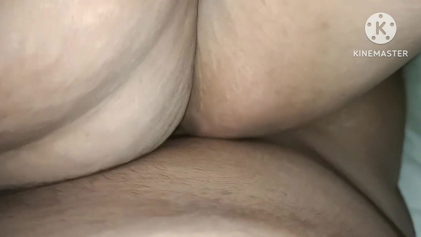 StepMOMMY’S BOY – Pervert Caring MILF Reagan Foxx Takes EXTRA Care Of Her Injured Stepson