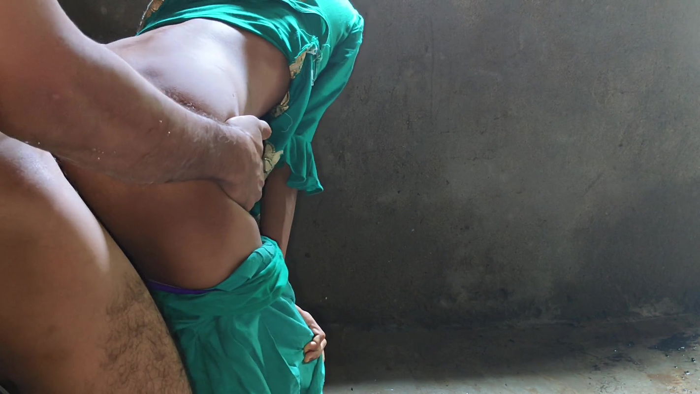 Watch the video of a business Bali Bihari Randi Bhabhi a room in Bengal on rent, Bali Bhabhi said my husband does not earn