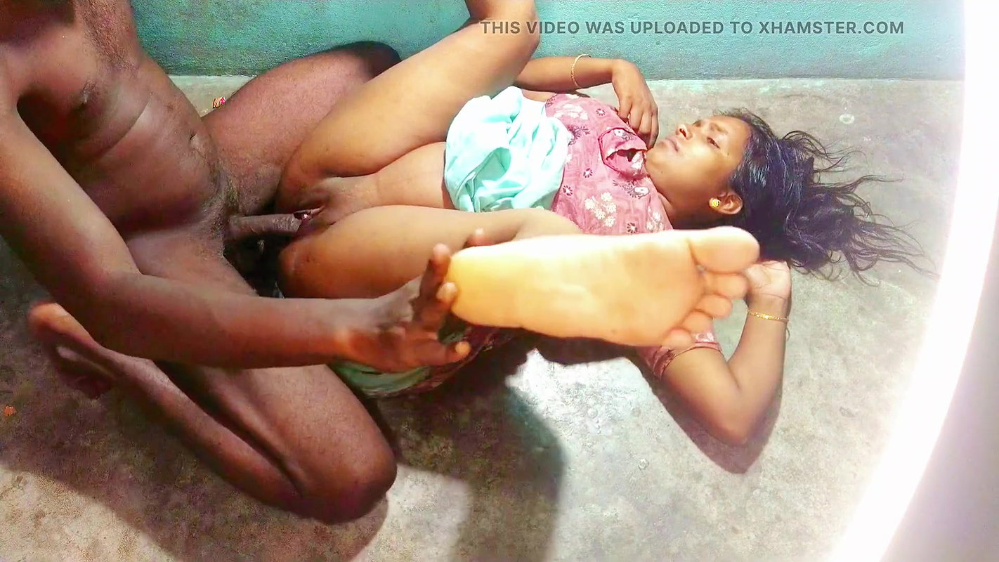 Indian hot wife sex with husband in the morning