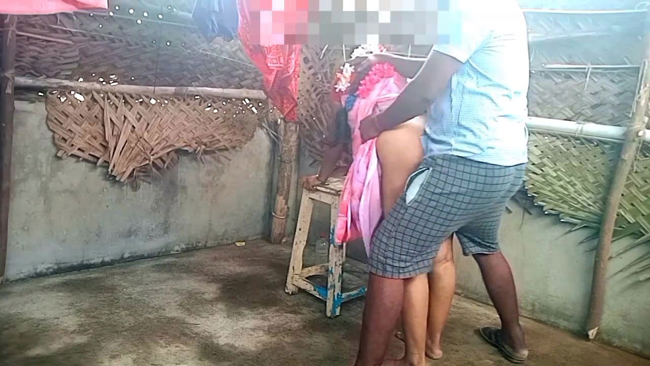 Indian Saree aunty very hot fuck in young boy