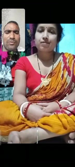Sexy Bhabhi Mastrubating By Brinjal On Vc
