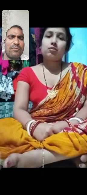 Sexy Bhabhi Mastrubating By Brinjal On Vc