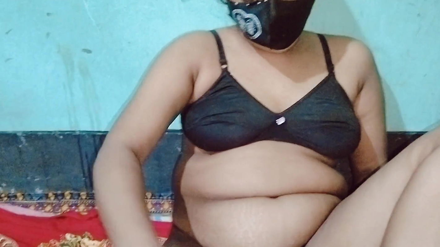 I put my clothes in the ass of the neighbor’s house and I fucked her ass as I wanted