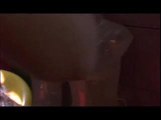 SunnyLeone_orange_behindscenes