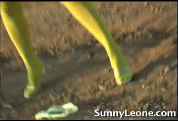 SunnyLeone_full08_06_07hi