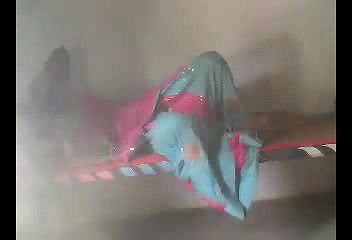 IndianSexVideoz_indian_village_couple_fucking_hard