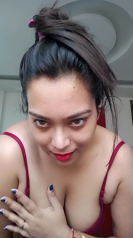 Piyali Nandy Hot Nude Show Solo ~ App Content