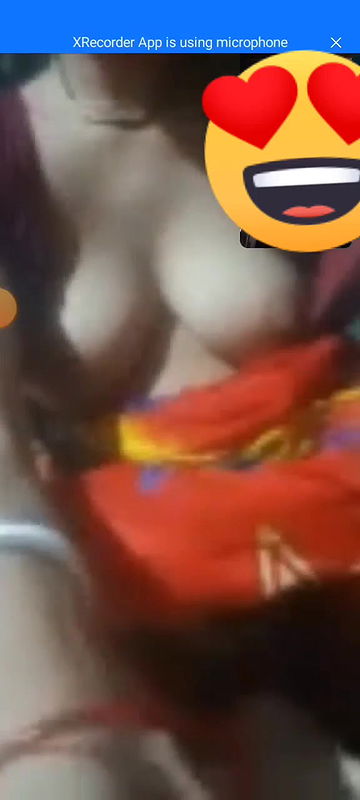 Bhabi Showing Asshole