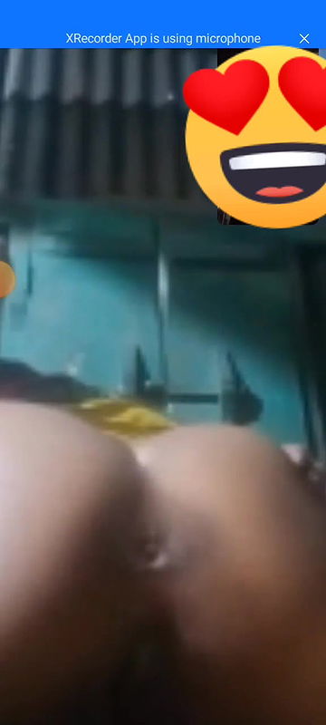 Bhabi Showing Asshole