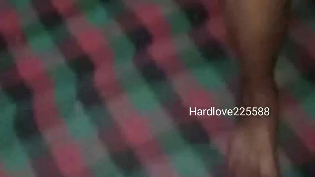 Girlfriend ki Chut se Nikla Shaped Pani – Very Hot, Wet Pussy