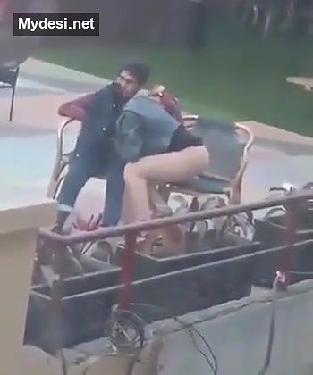 Desi lover fun on open space