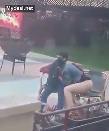 Desi lover fun on open space