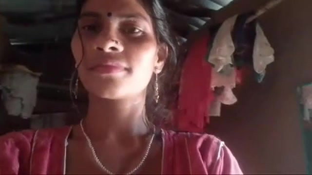 Village Aunty showing pussy