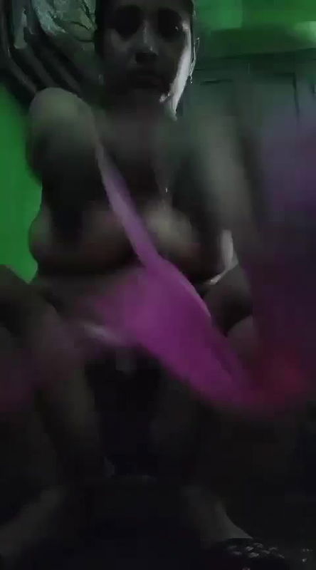 Milf Showing Her Big Asshole