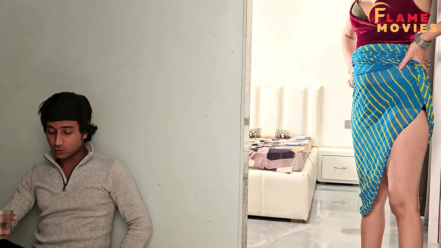 Bar Dancer Passionate Sex with Client! Indian Porn!