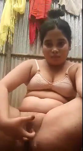 Beautiful Horny Village Girl Fingering