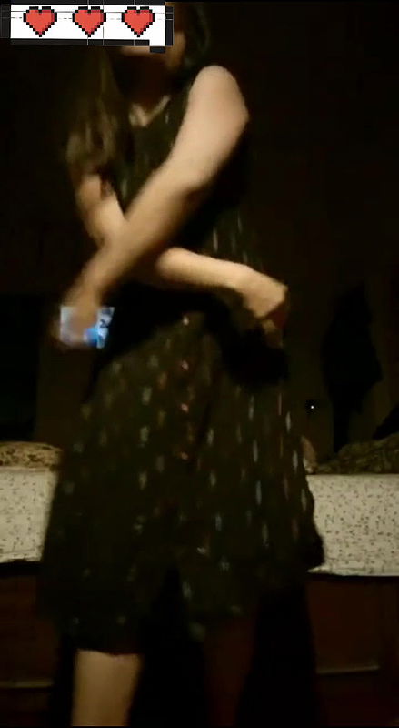 Chubby gf quick nude in dark room