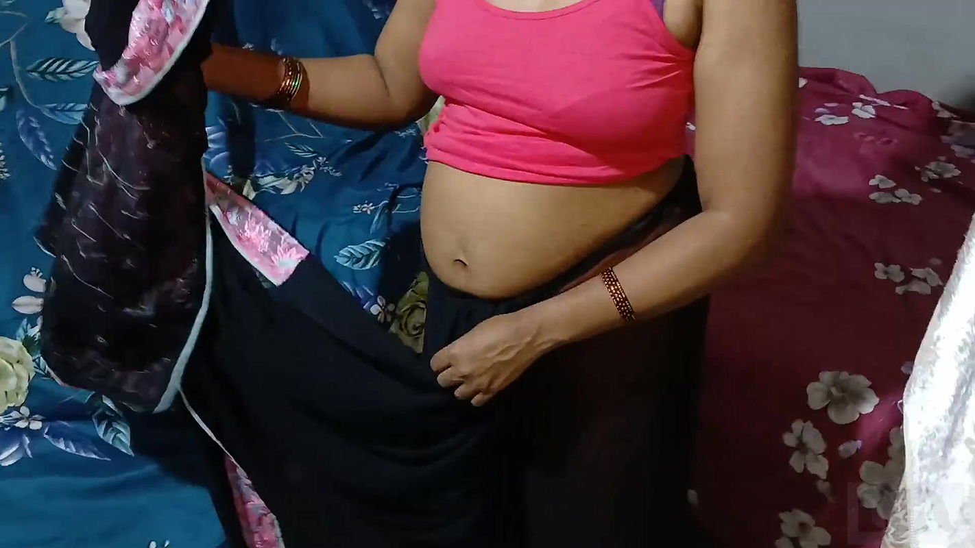 Desi Indian Big Boobs Hot and Sexy maid caught Desi Wife Indian Girl In a Dream