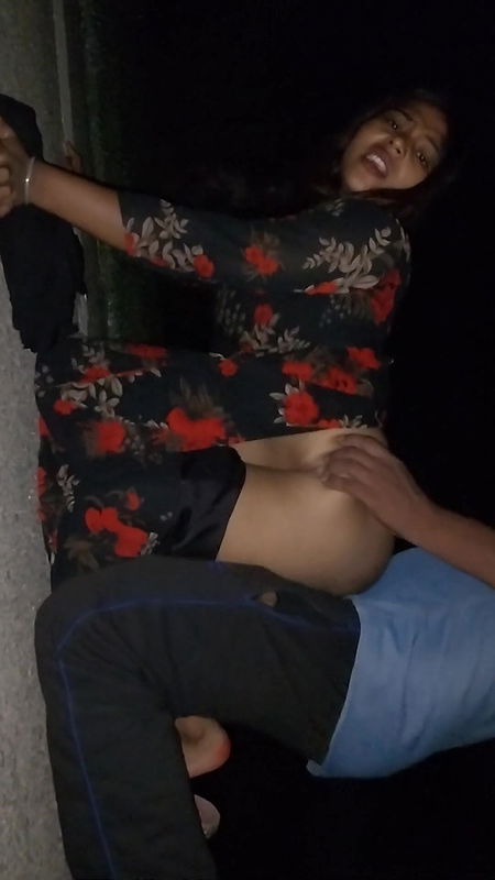 Pooja Bhabhi Was Called to the Roadside and Fucked  Faphouse