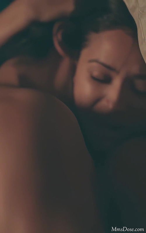 Beautiful Actress Debut Exclusive Total 5 VIDEO’S Ft. Jiggling B00bs