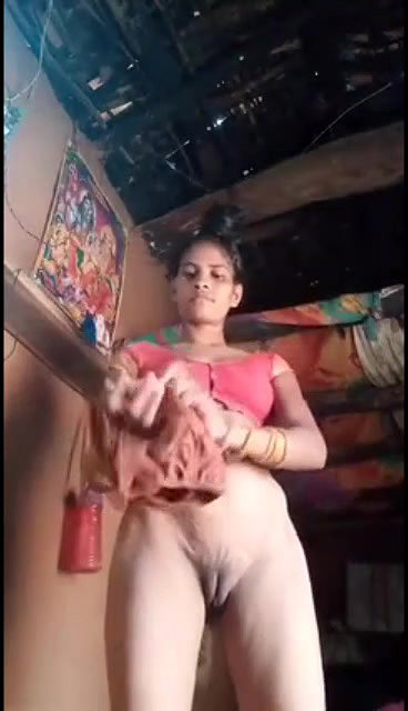 DESI INDIAN HORNY WIFE GOING NUDE SELFSHOT VIDEO