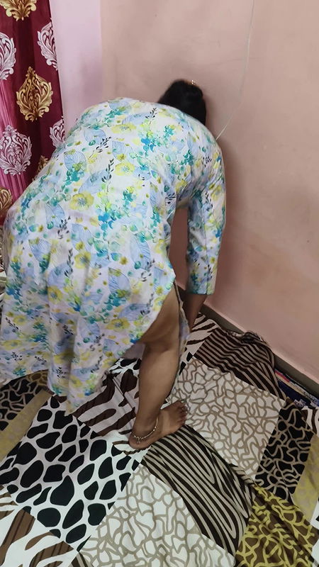 Hot Stepsister Ball Sucking Amazing Comshot Share Bed room