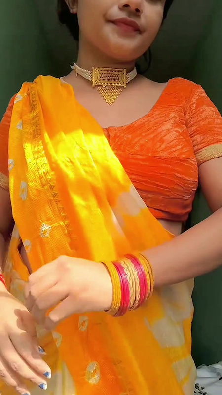 Sexy chubby girl blouse boobs show dance