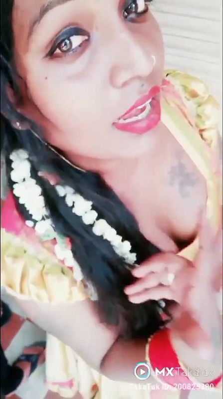Desi tiktok aunty hot bobs