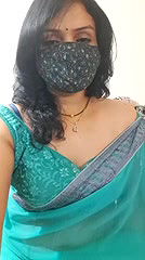 Stripchat-Public.Show-f-khushikhushi-2024.07.11.195536